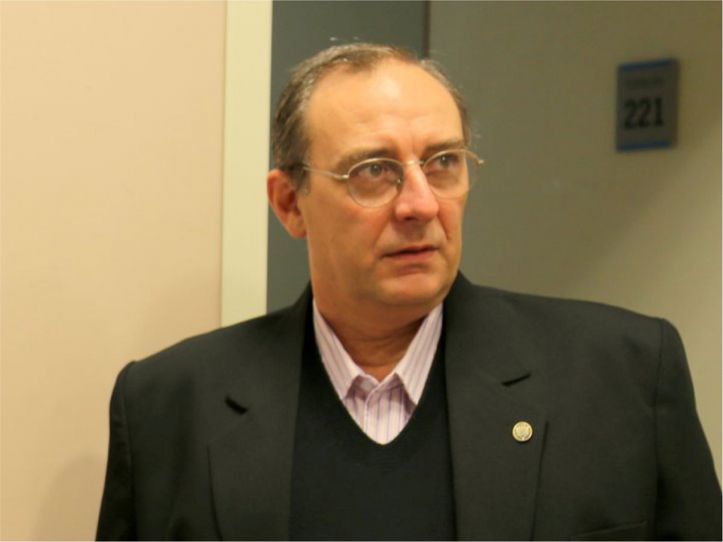 DECANO WEB.jpg