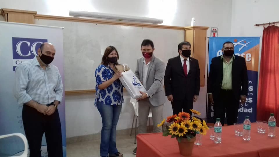 0adunse1.jpg