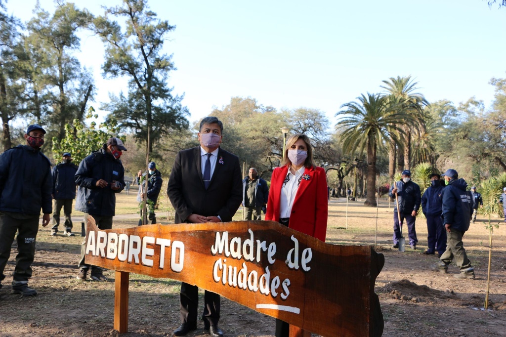 acto 8.jpg