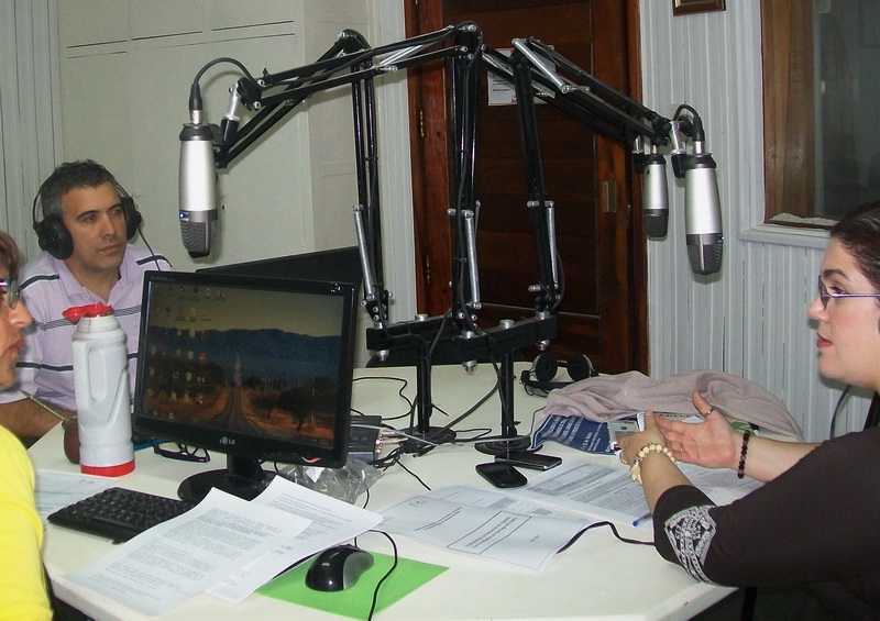 001radio.JPG