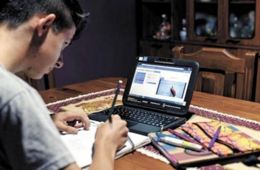 virtual educacion.jpg